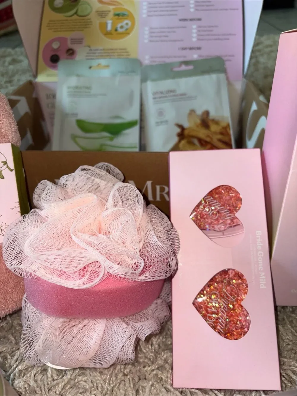 Miss to Mrs Go Glow Bridey box